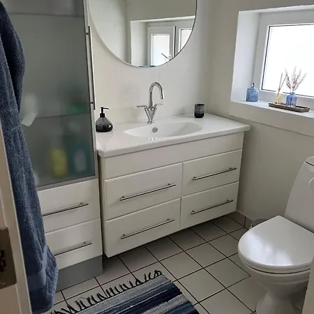 Lovely Only Approx, 350 Meters From Holl Strand, Ferienhaus